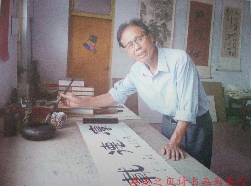 全县小楷首榜,我二兄德润南宫碑在全县很有影响,妹妹李如清爱好绘画